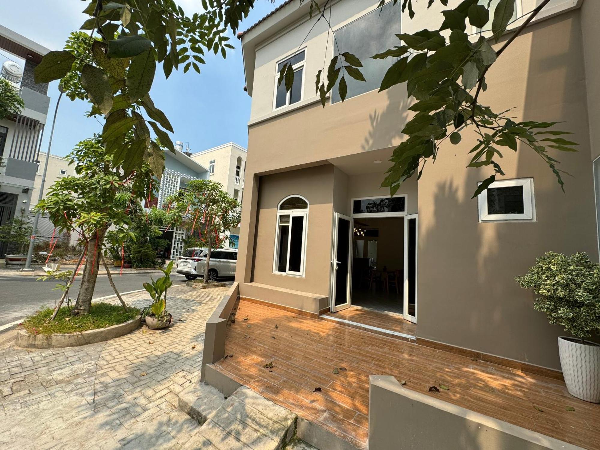 Long Xuyên La Homestay المظهر الخارجي الصورة